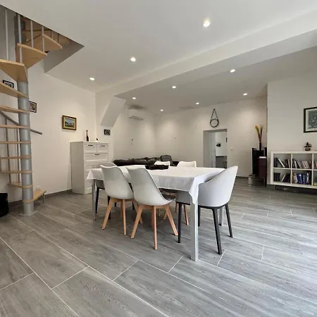 La Bella Vigna - Essoyes - 6 Prs - 3 Bdr Holiday home